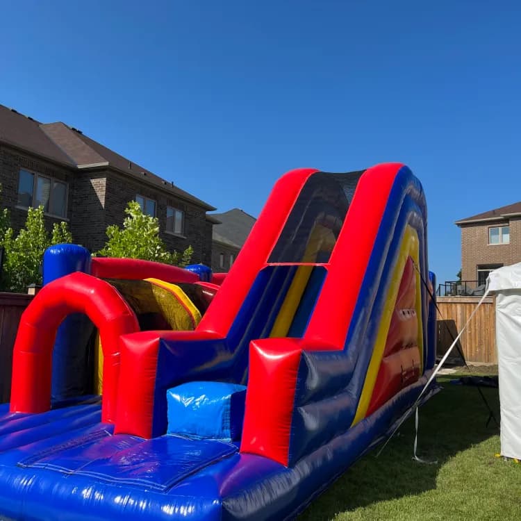 Hüpfburg Bonanza: Die Fun-Zone der EventModuleWelt