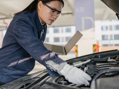 Mit einem Gebrauchtwagencheck bei Carspector bekommst du Klarheit über den Zustand des Autos