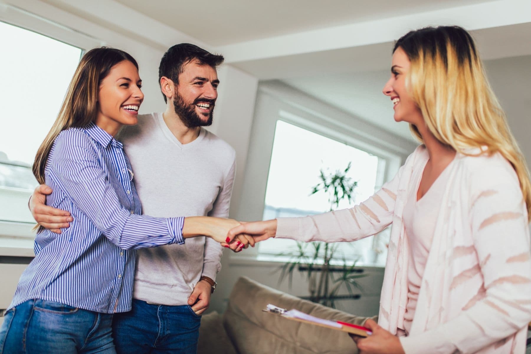 ImmobilienMakler Bremen vs. Privatverkauf: Was ist die bessere Wahl?